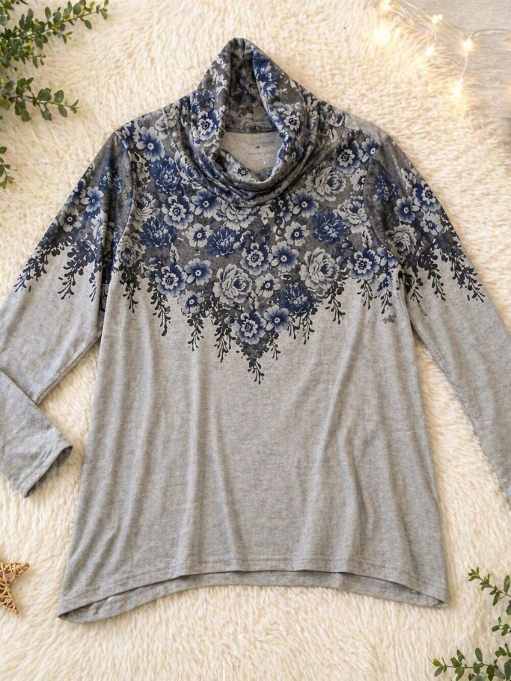 BloomChic turtleneck top